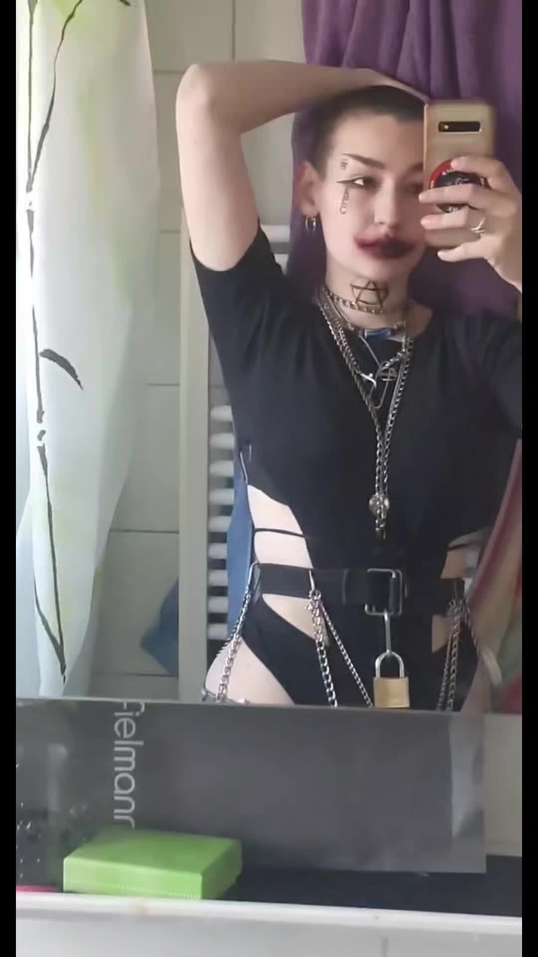 @S O V A TATTOOARTIST