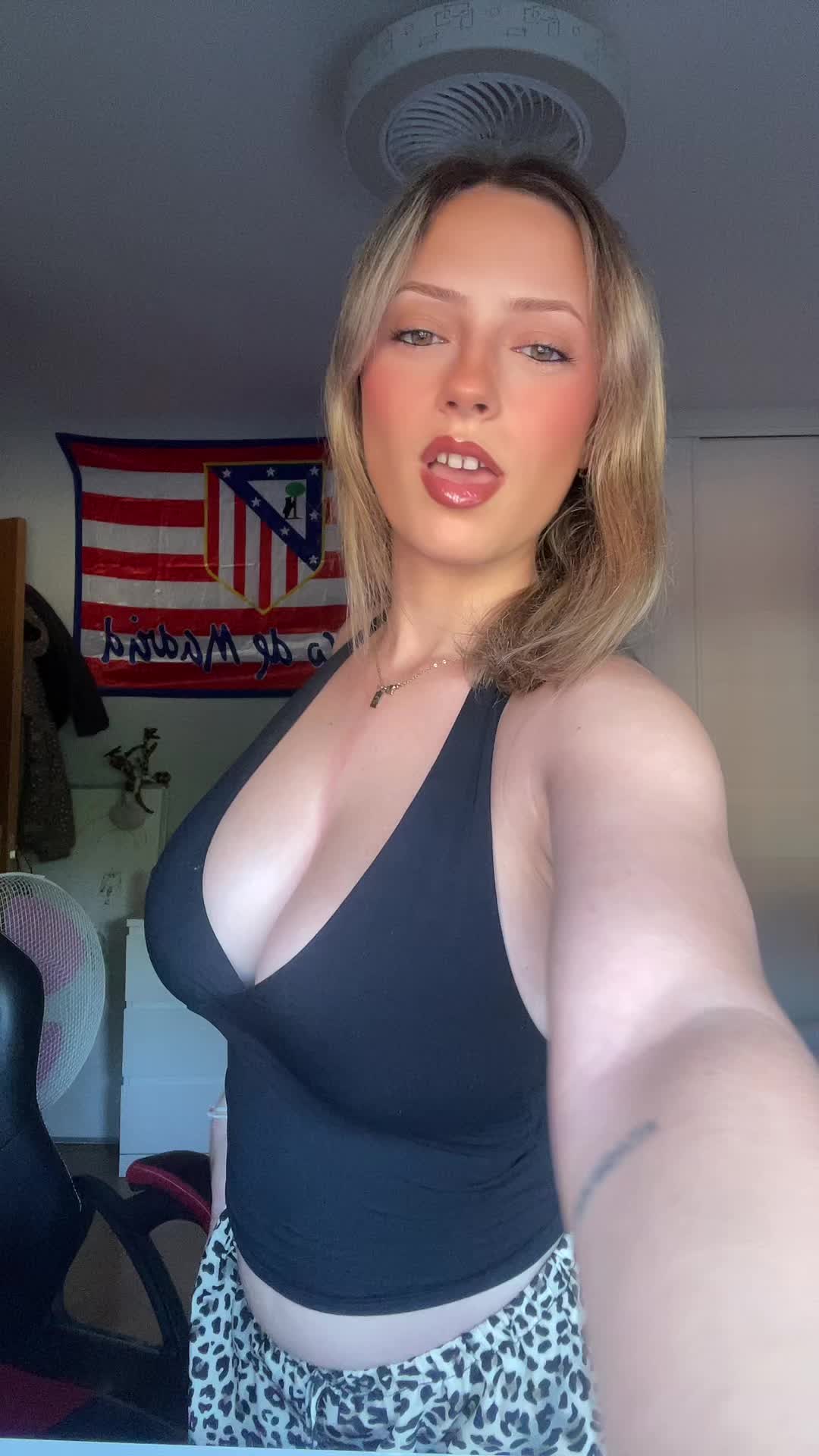 @useerbananis