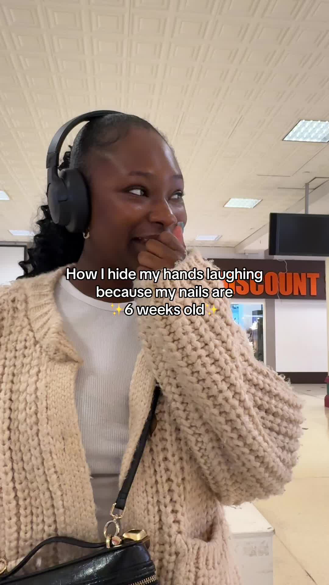 @charissaakinfenwa