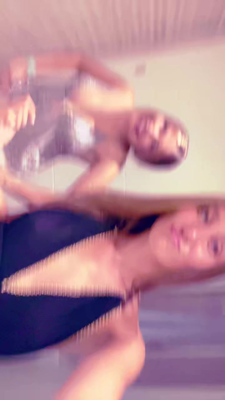 @Inesxu