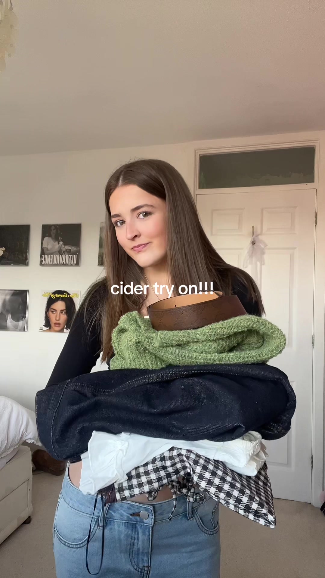 @phoebe ✮⋆˙