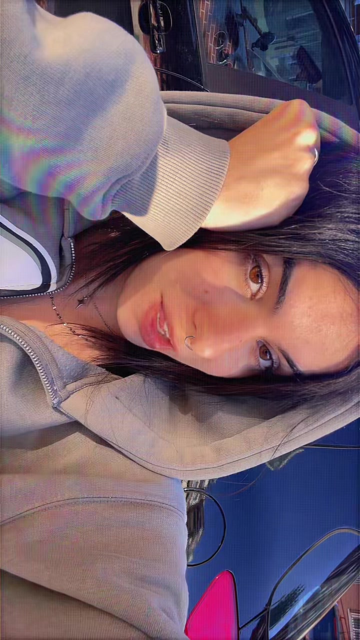 @laaurxs