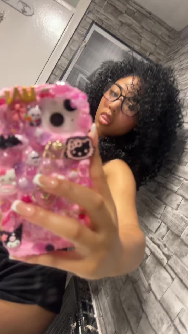 @goldgirllyy