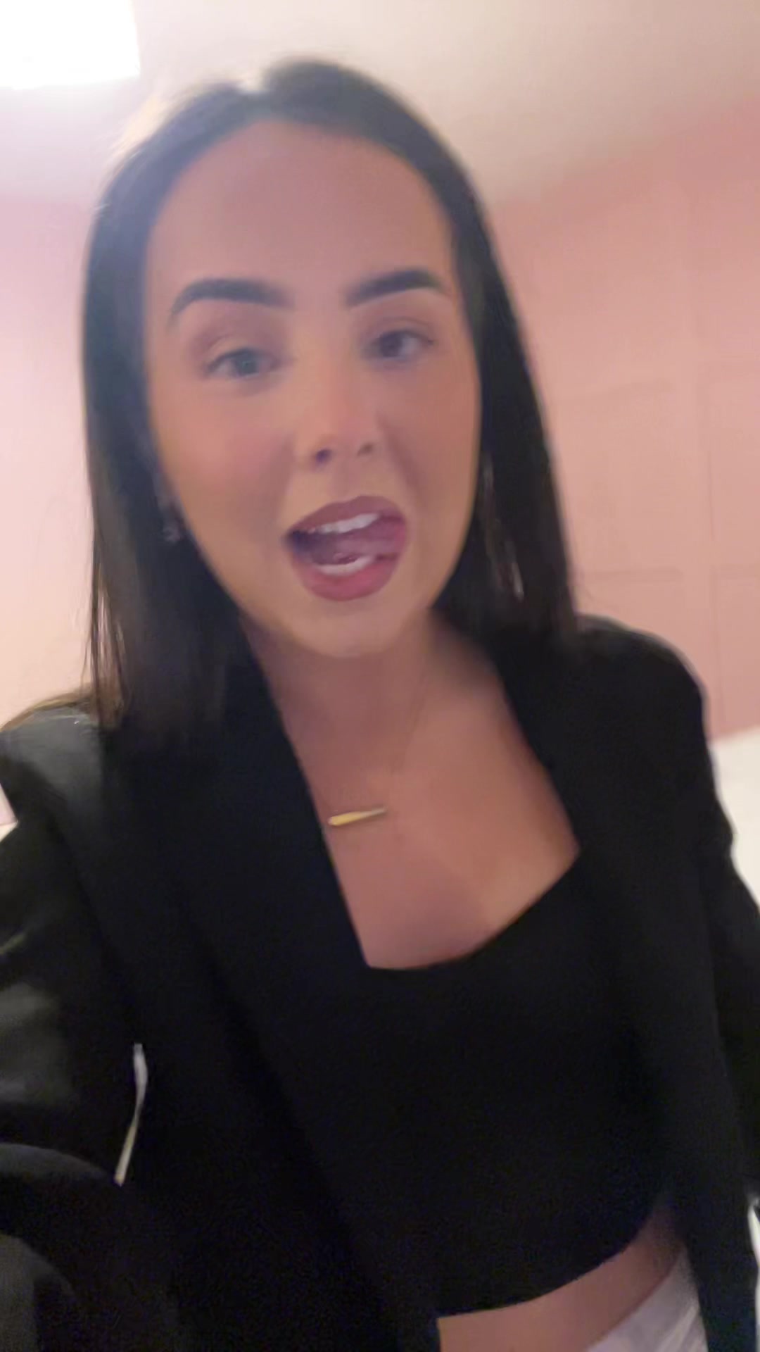 @amykelly