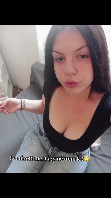 @Adrienn🥵😈