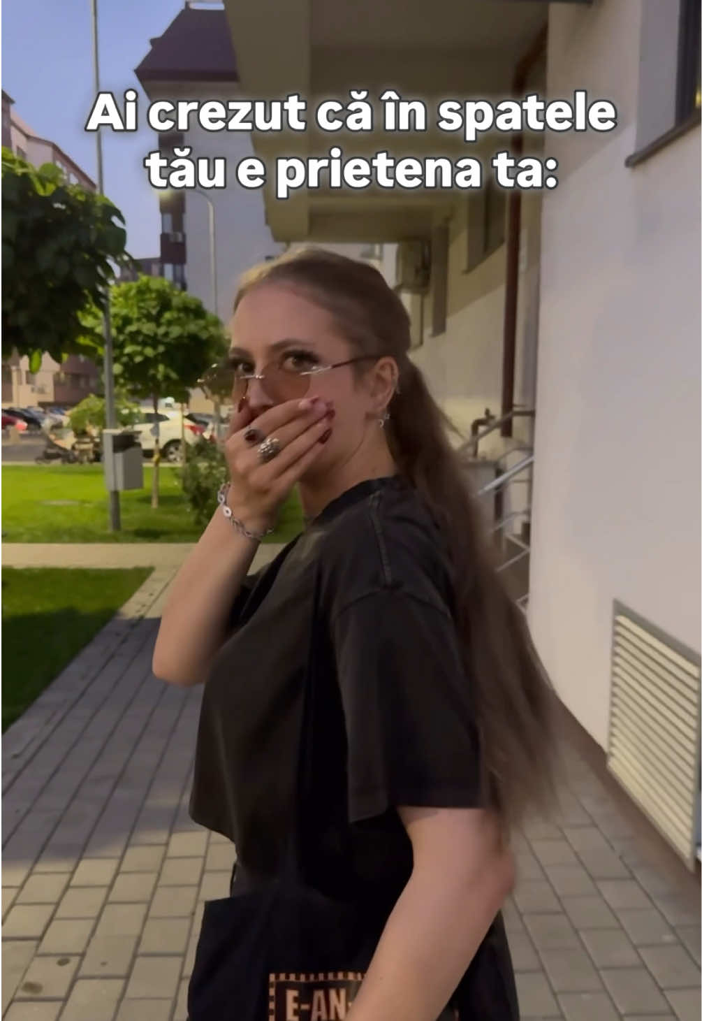 @Laura Vrabie