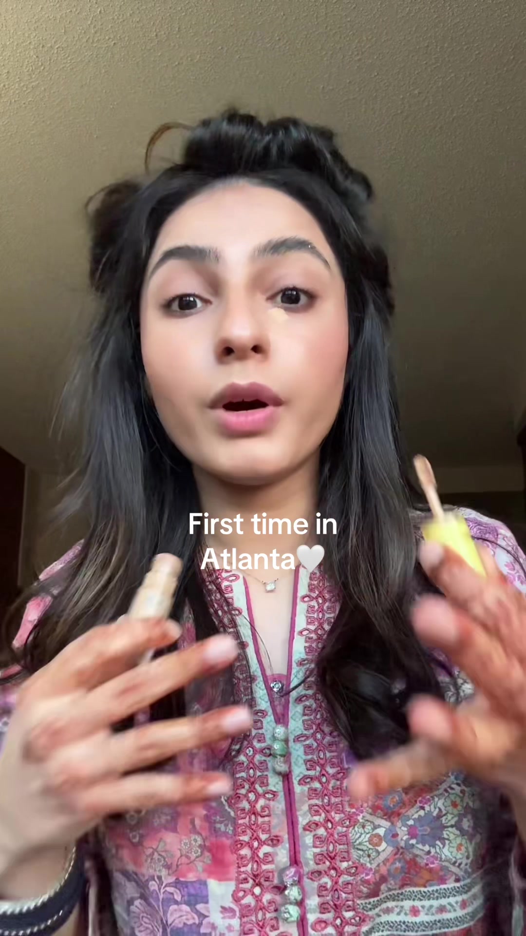 @HenaMokaria