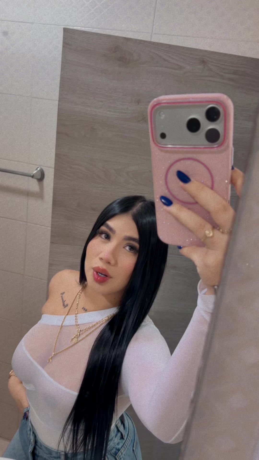 @Ale🤍🌴