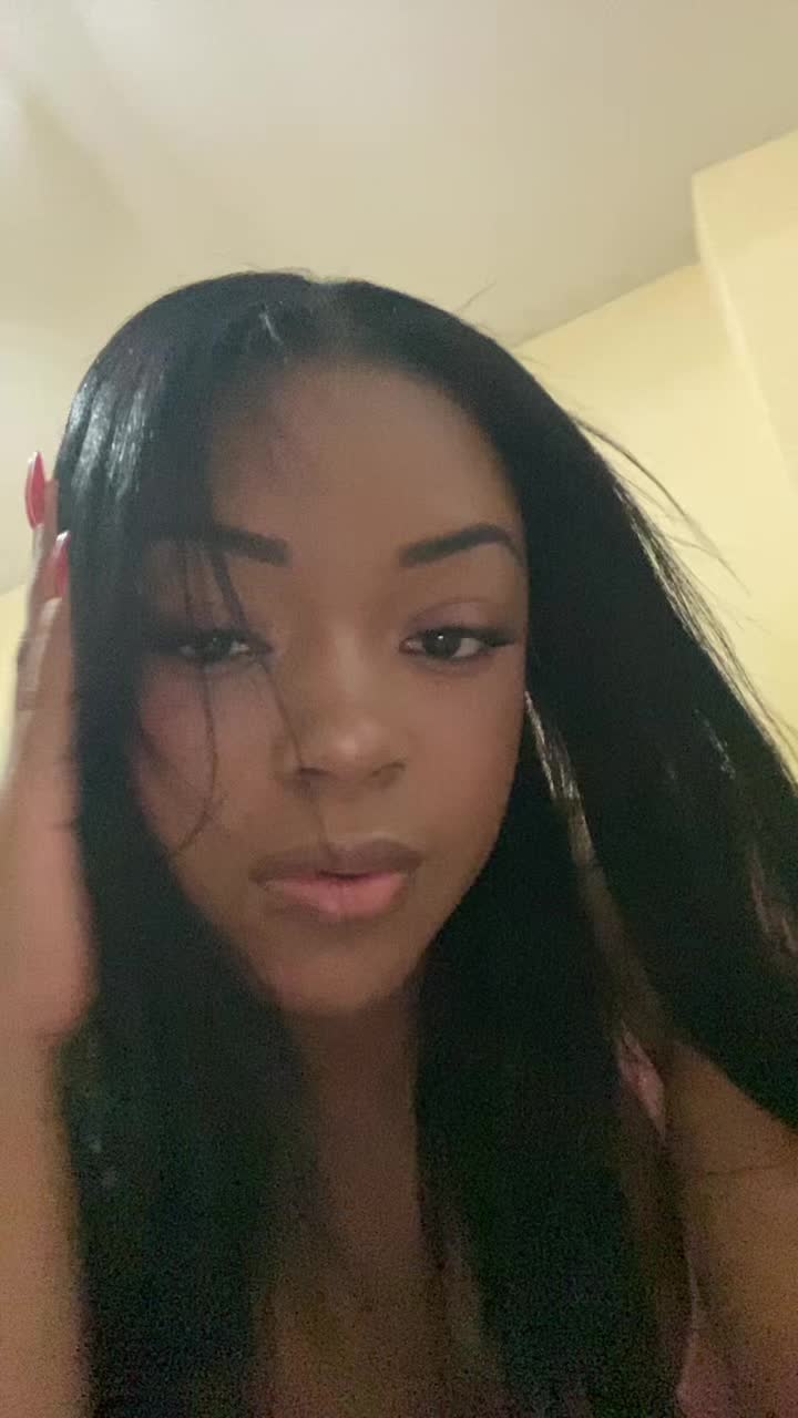 @𝑀𝒾𝒸𝒽.𝟢𝟩✨🌸