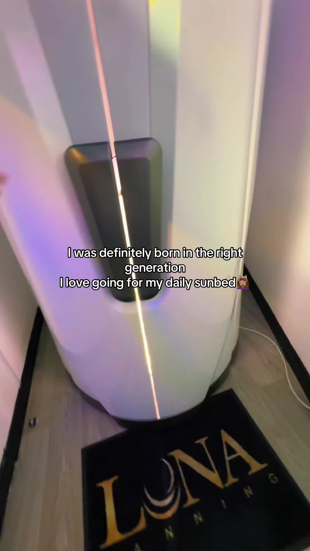 @Luna Tanning