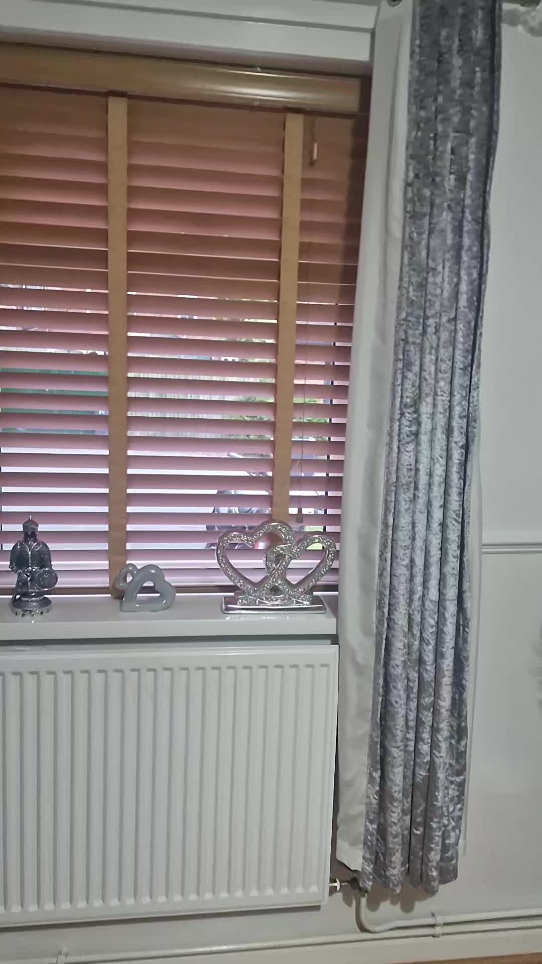 @𝑺𝒕𝒂𝒓 𝒒𝒖𝒆𝒆𝒏 🇬🇧