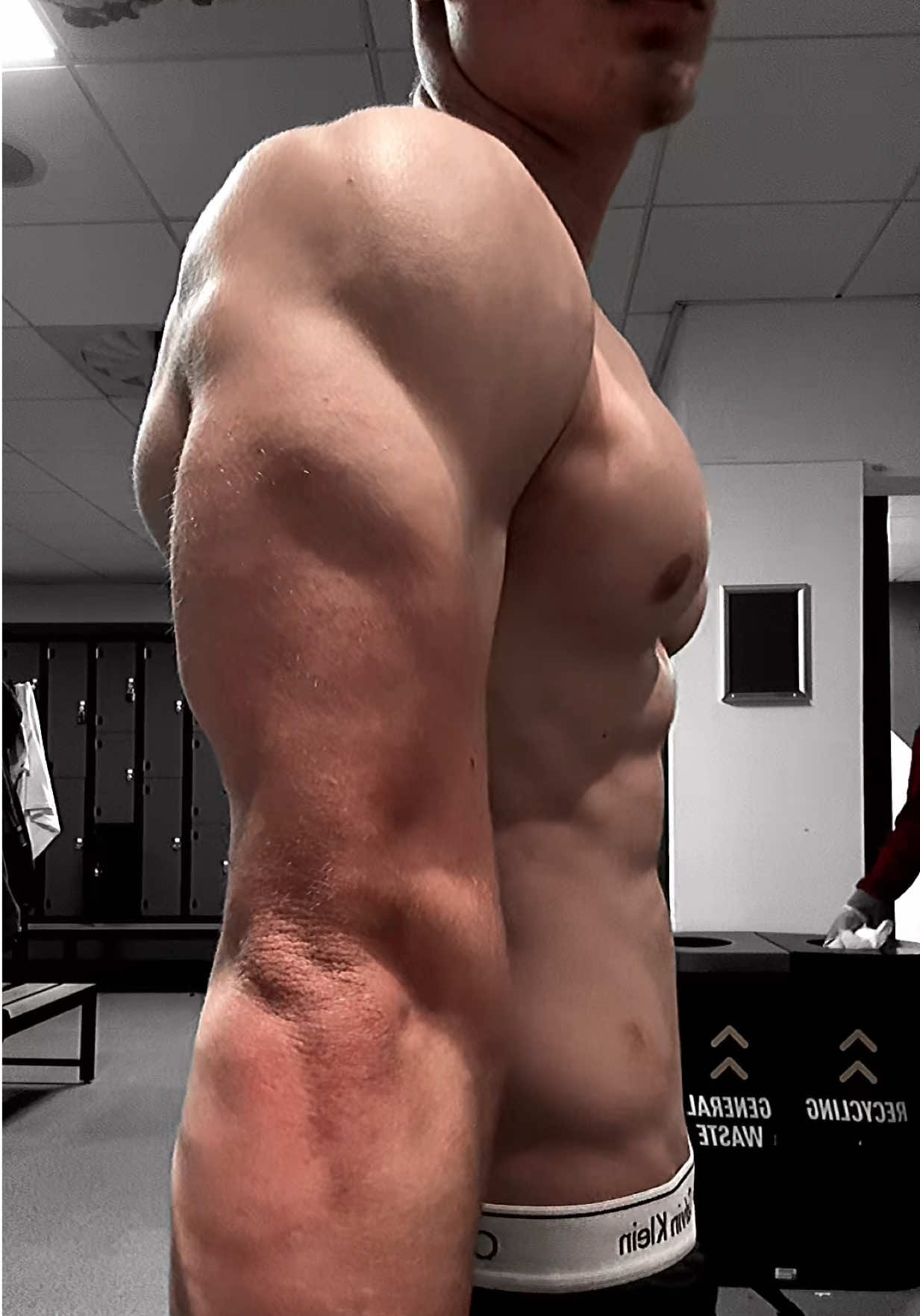 @justliftingheavyweights