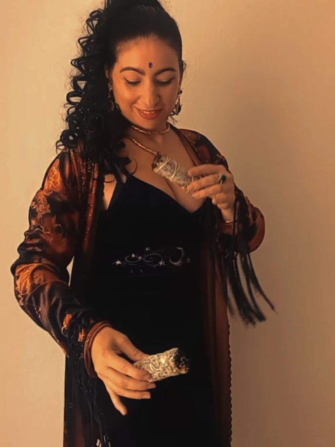 @Belly Dancer Loretta loren