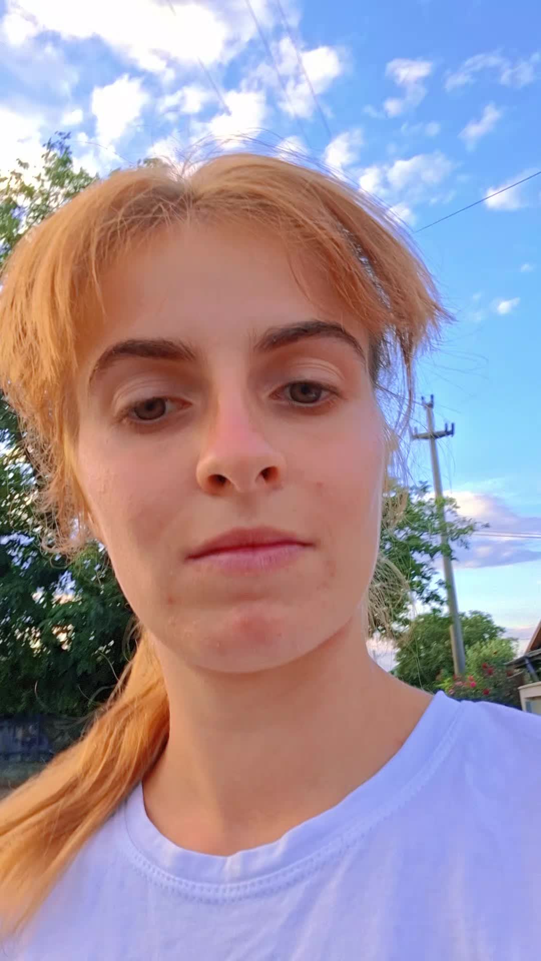 @Fata lu Lili și a Marinei