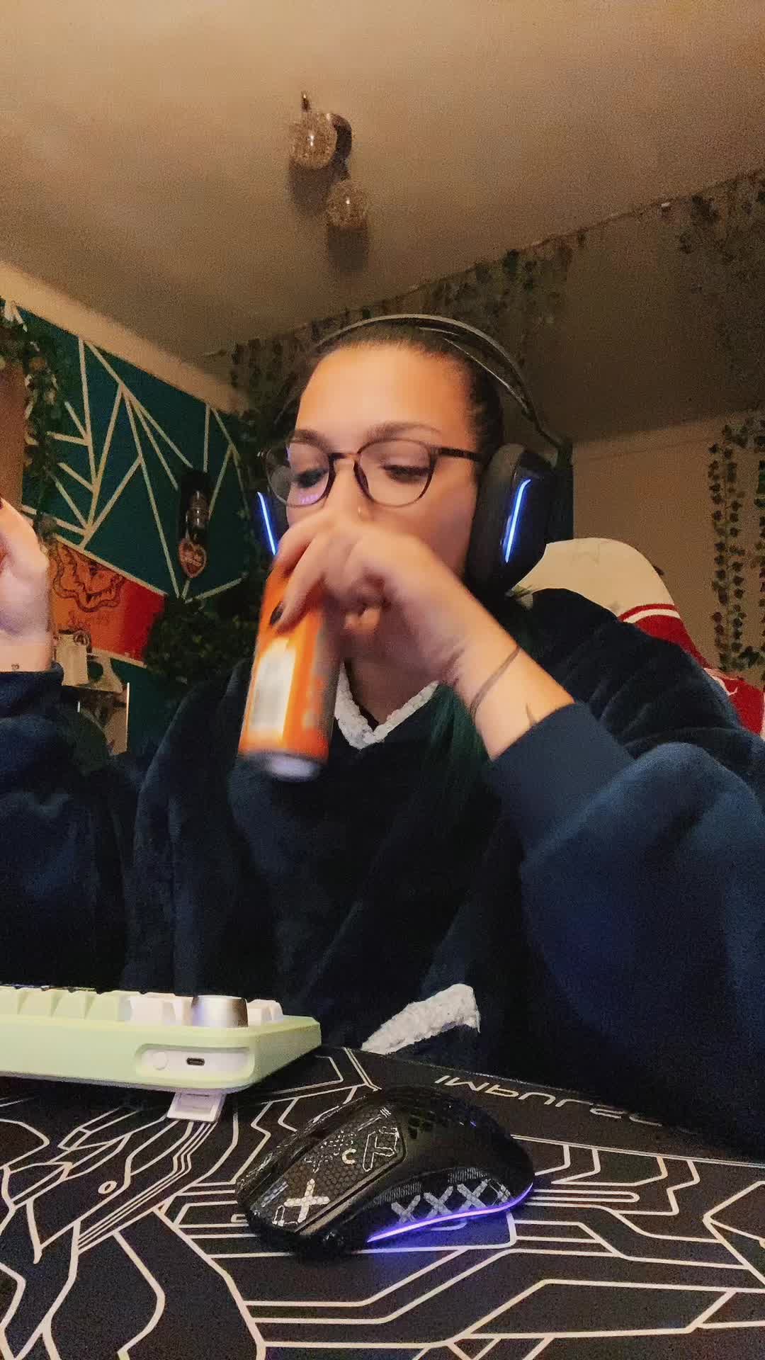 @Liiah_Grey