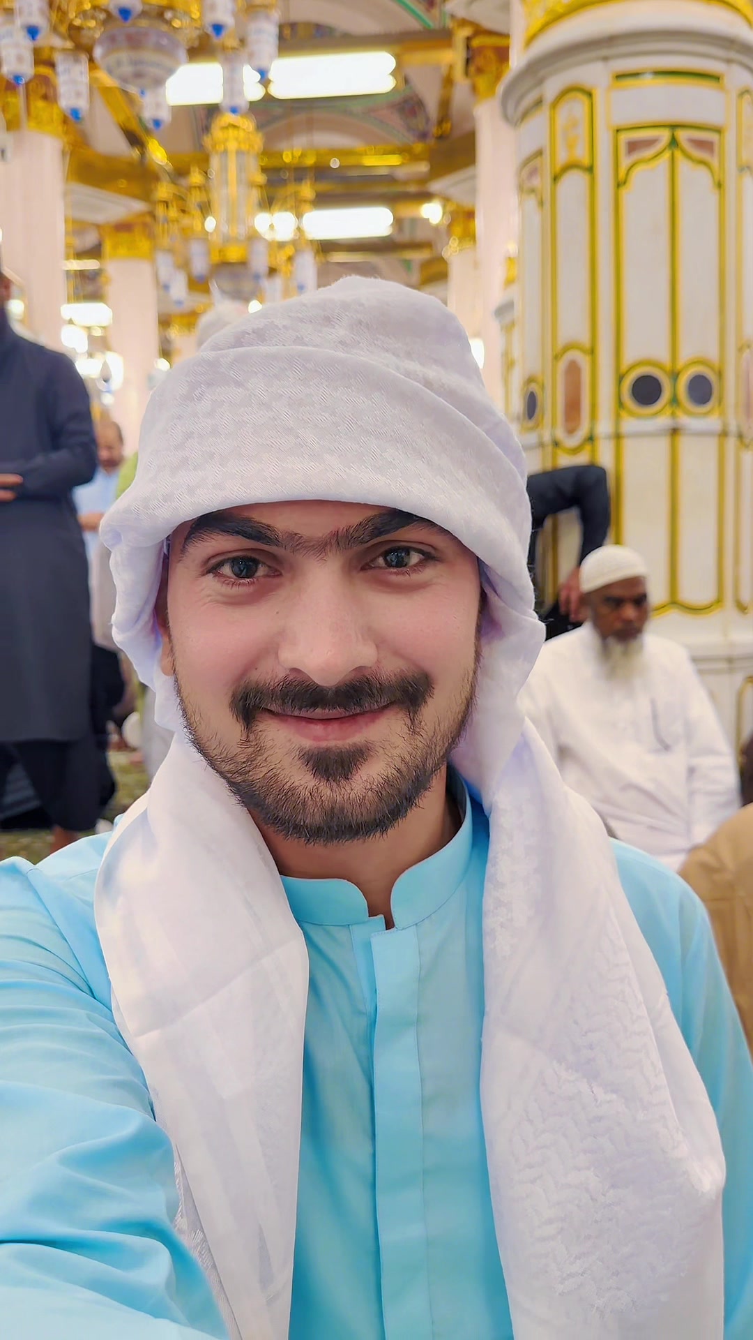 @Lala bhai 👑