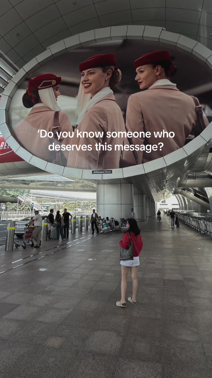 @Hey, It's Connie