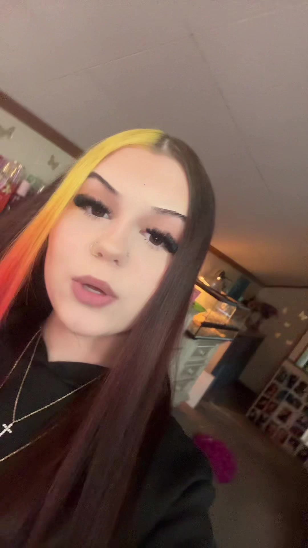 @userꨄ