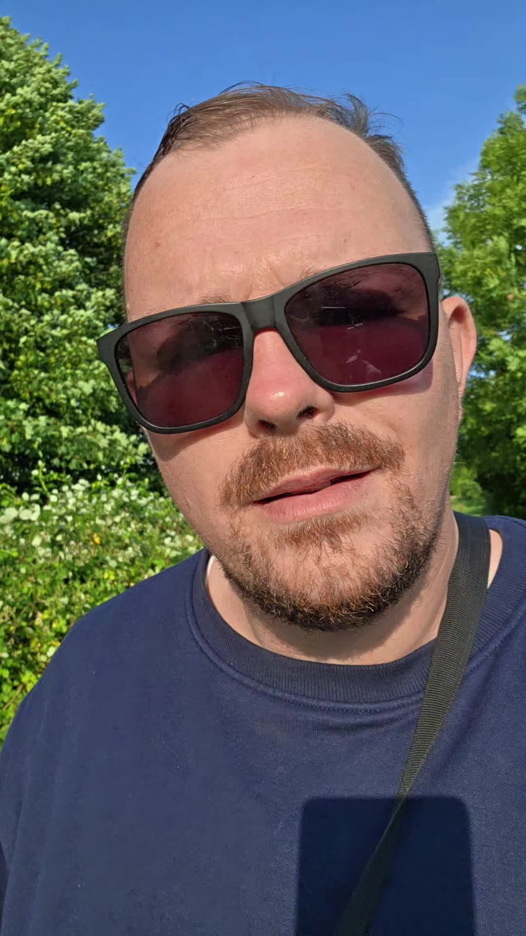 @Dr_Foerster👮🏻&zwj;♂️🐝🍯