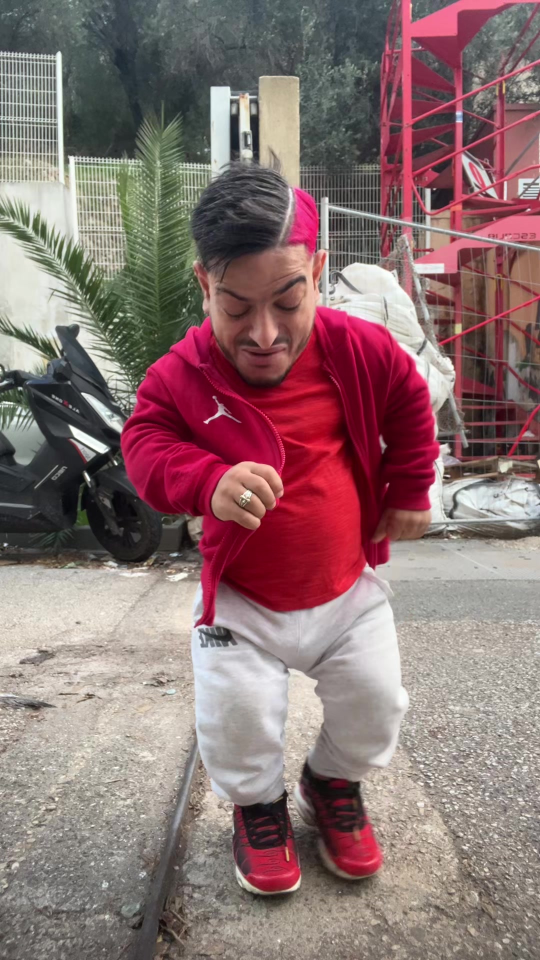 @Antoinetorres05