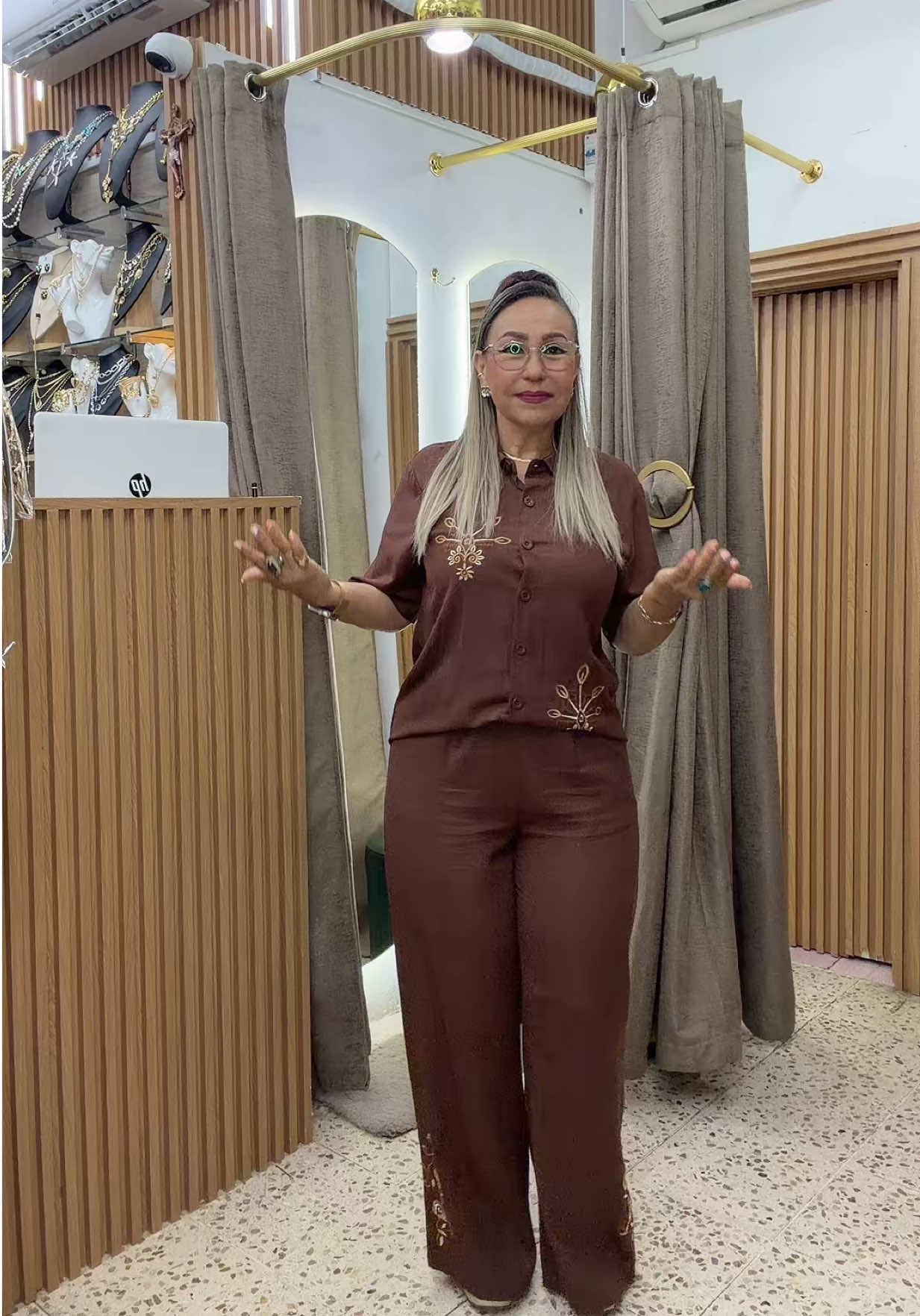 @CÉCILE | Boutique