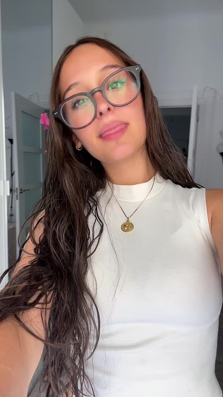 @marina l&oacute;pez