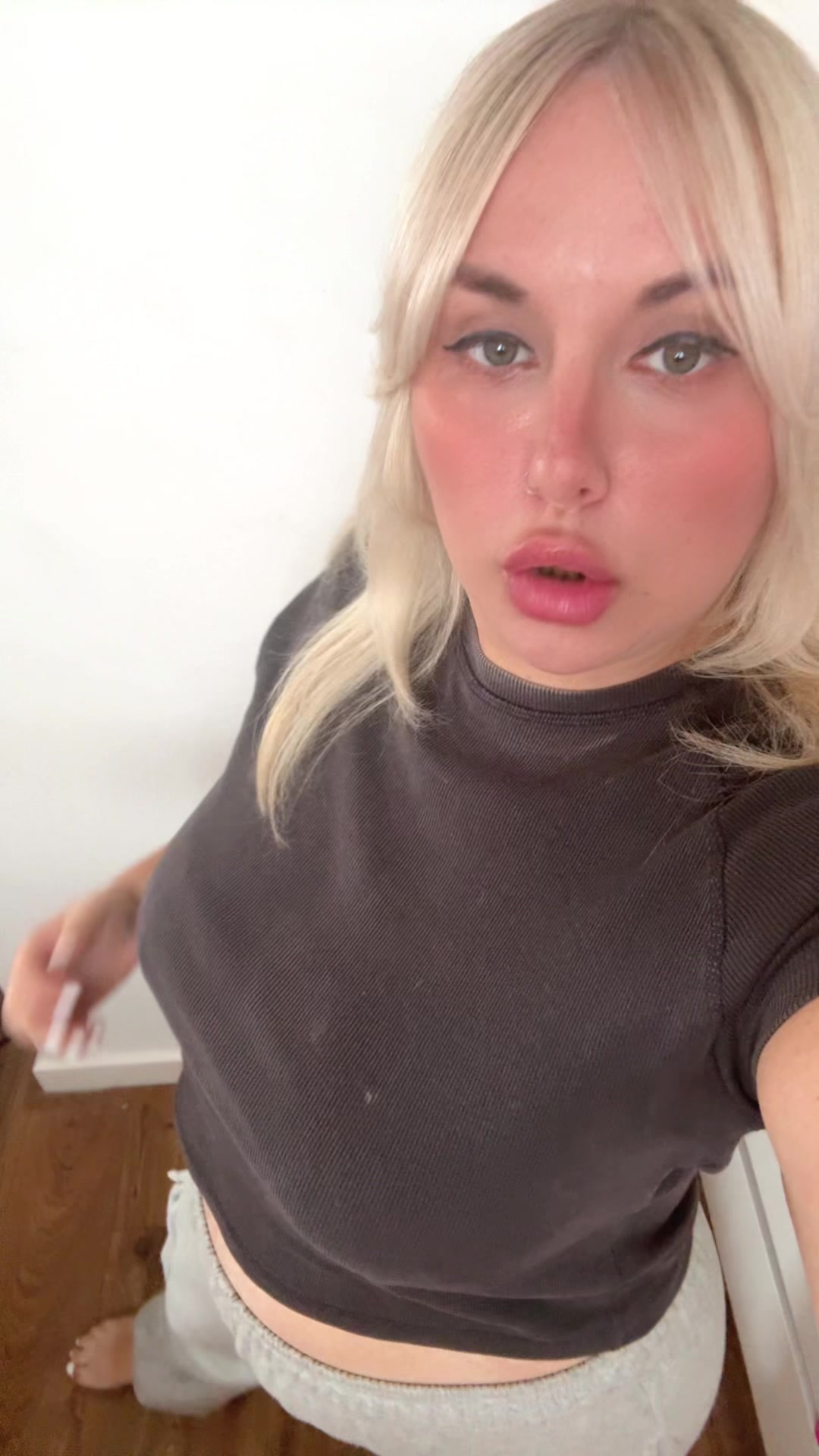 @blondiepeach 🍑👸