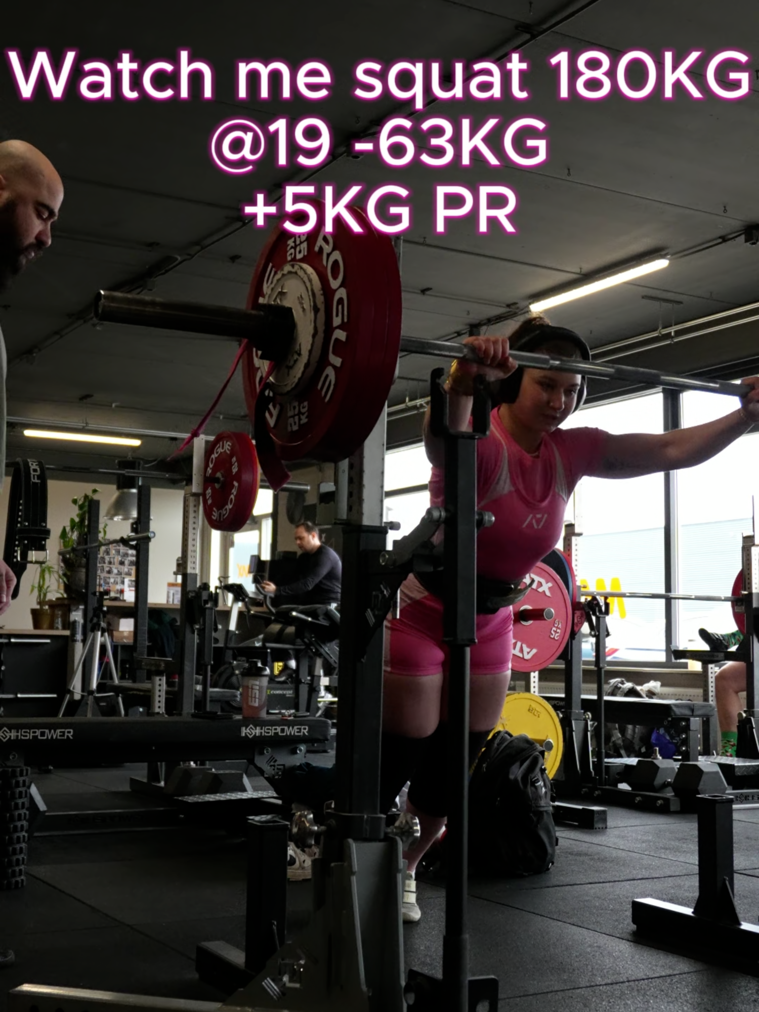 @elise_powerlifts