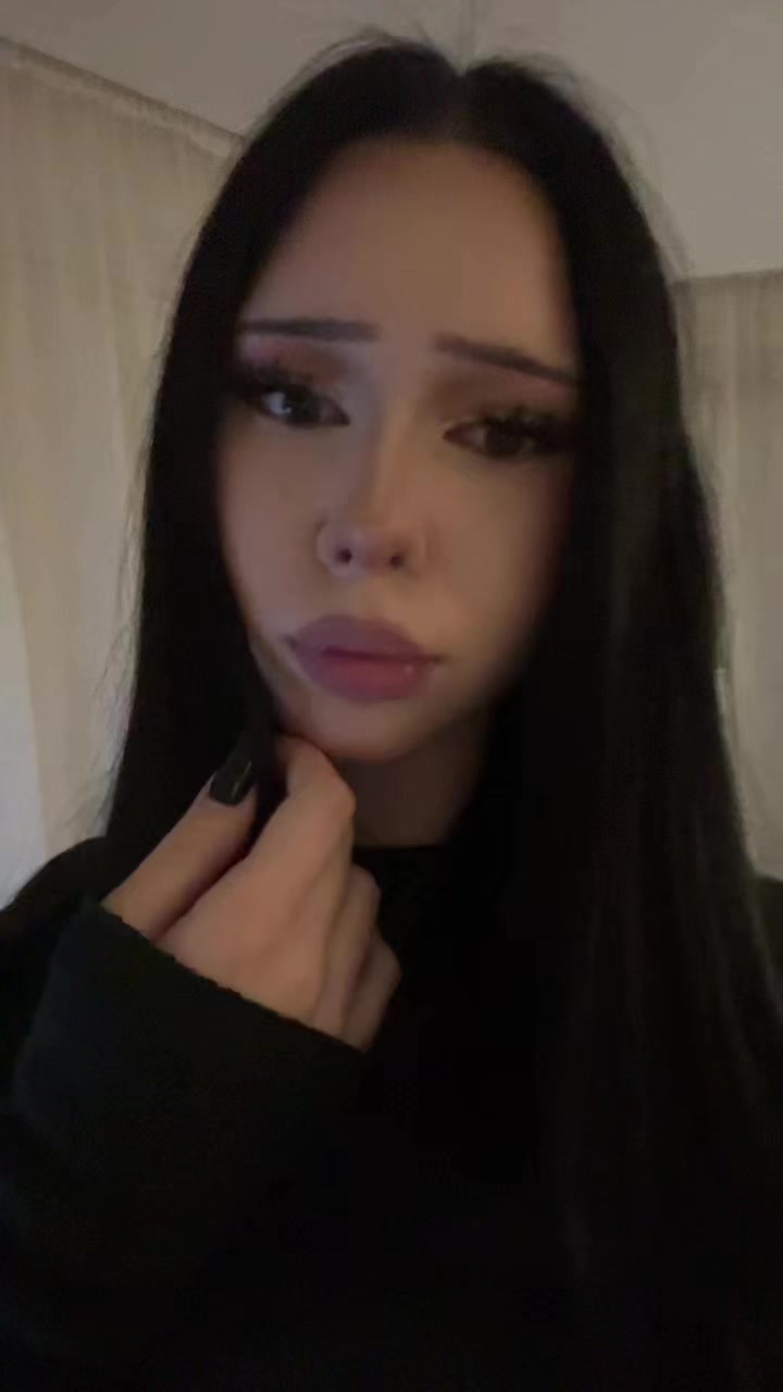 @v11nilova