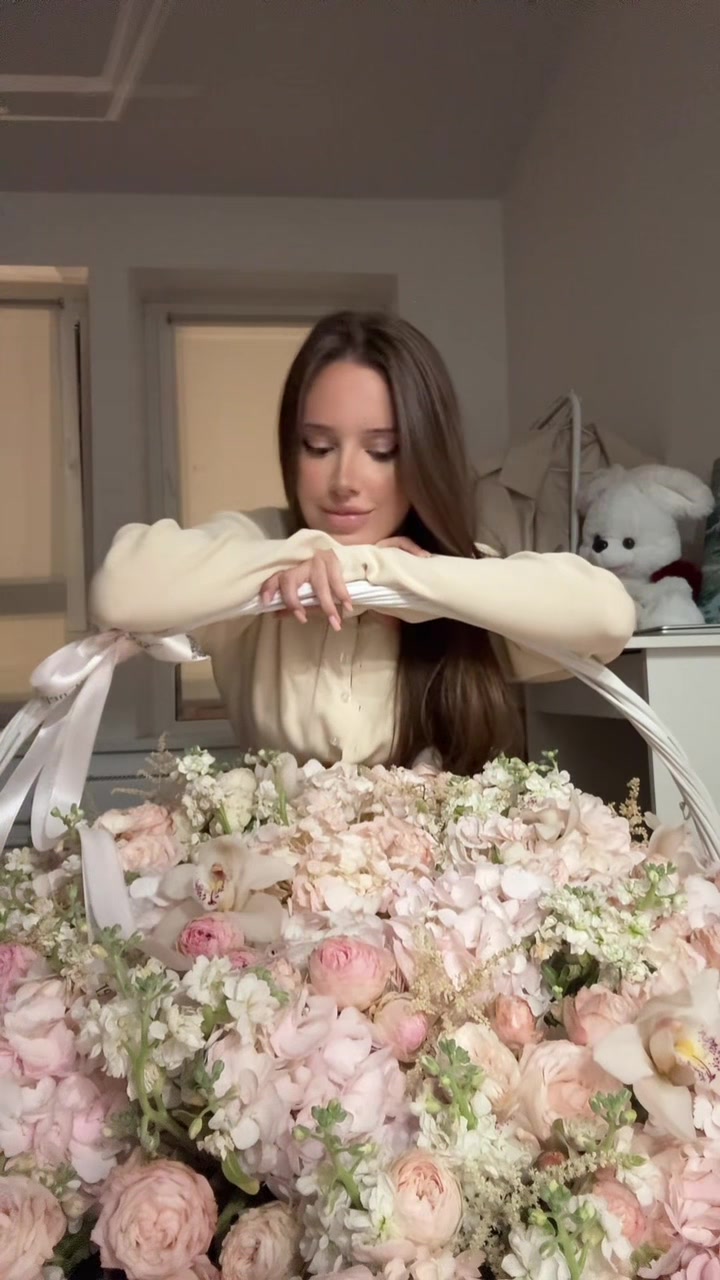 @Karina
