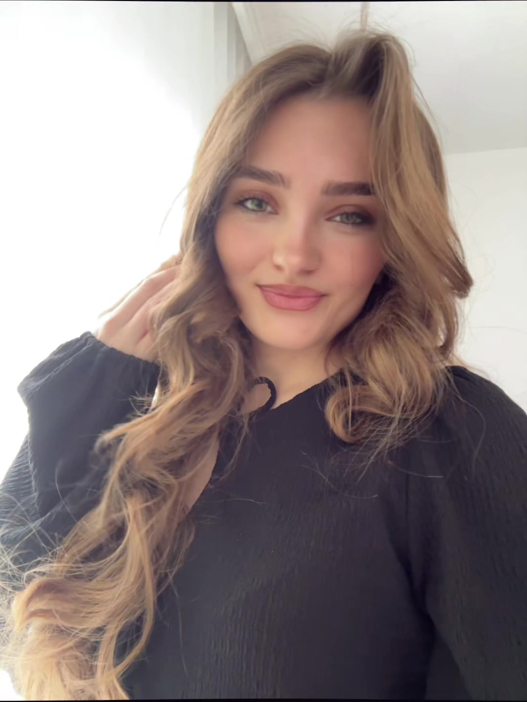 @𝐌𝐈𝐑𝐄𝐋𝐀