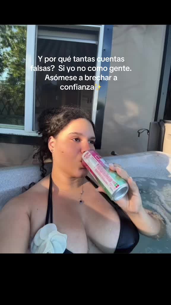 @Karina Sanchez👑