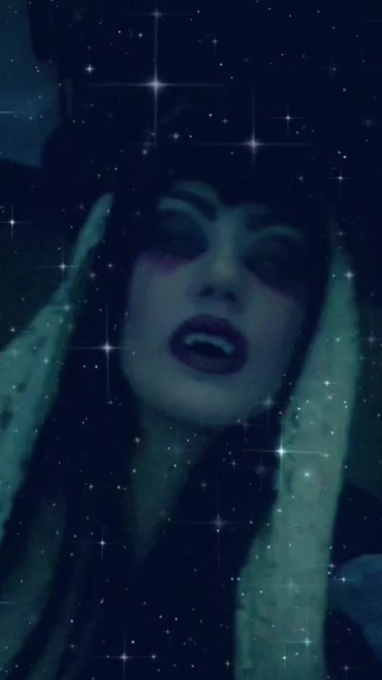 @LorettaVampzOfficial