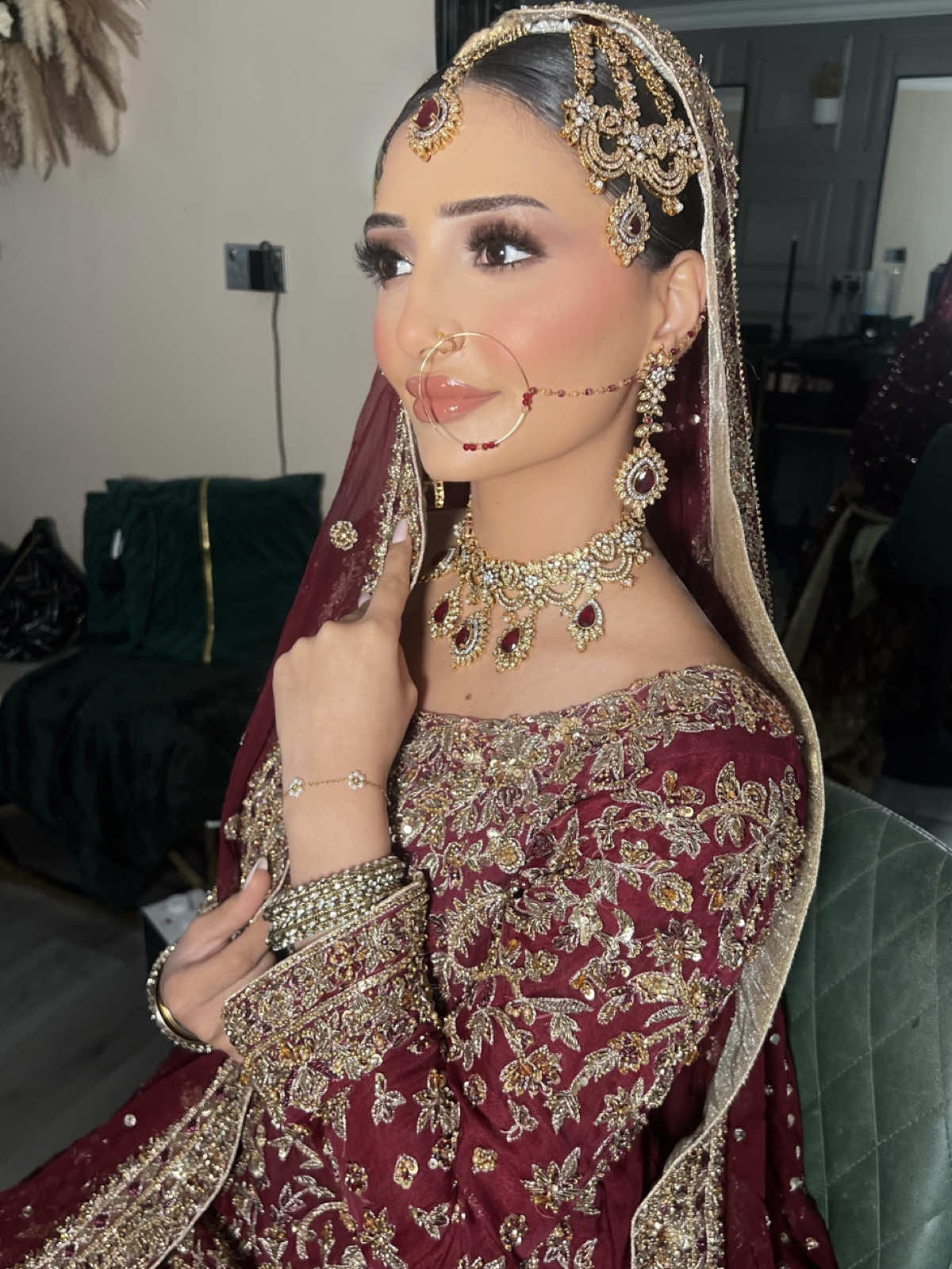 @hairbymomina
