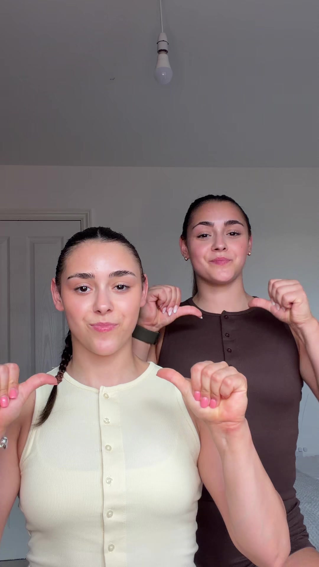 @Gadirova Twins