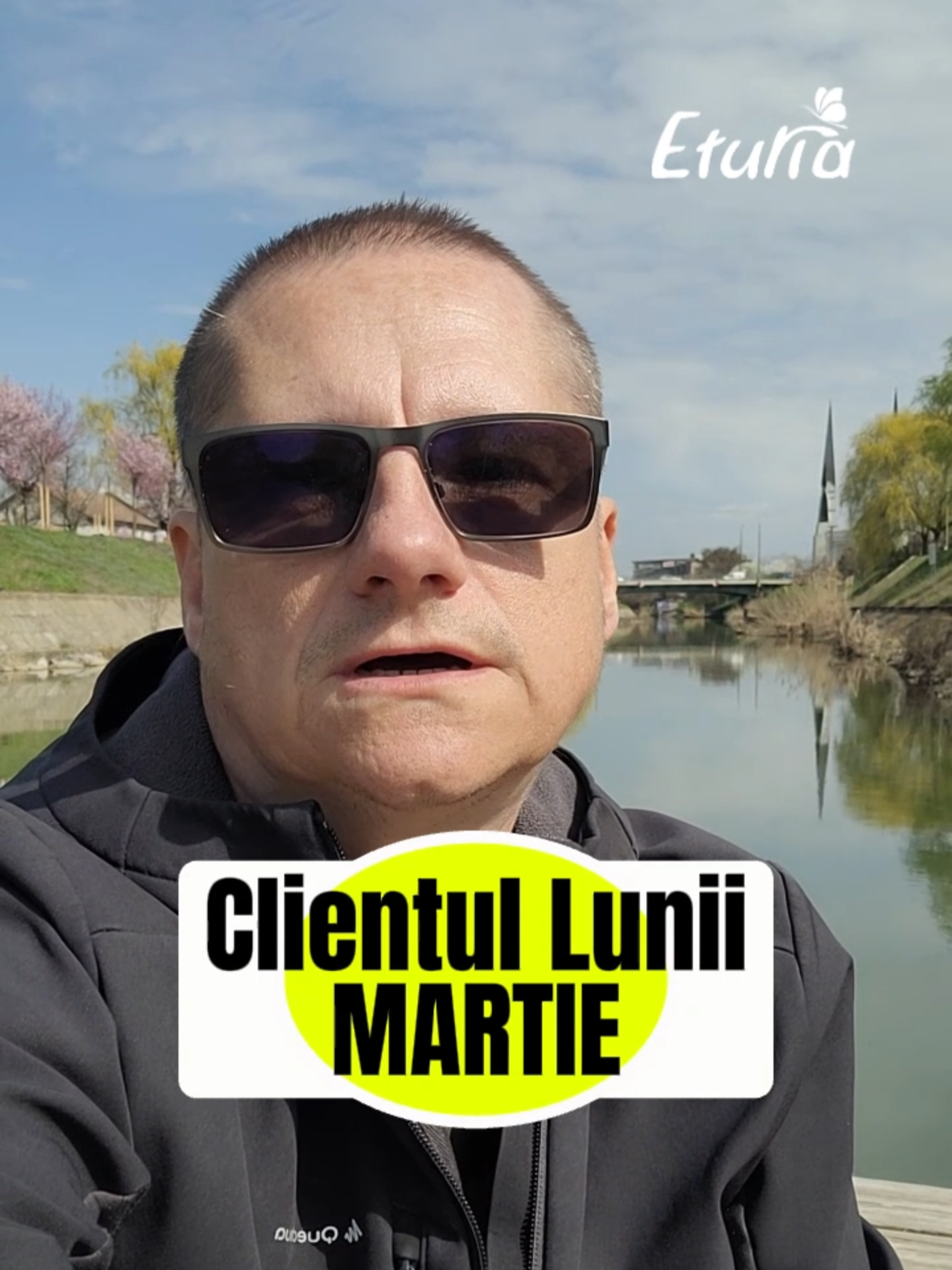 @Eturia