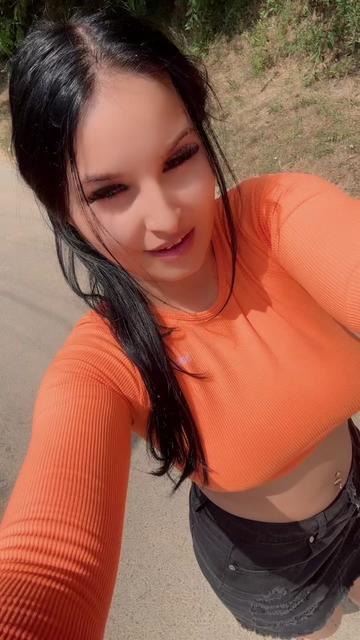 @mollykamolly4