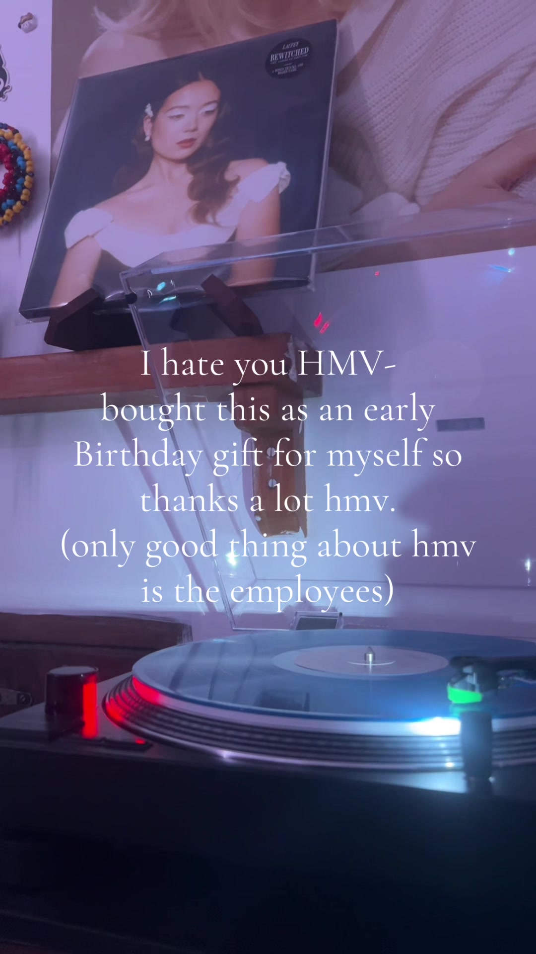 @themusicaholik🕰️🥑💋