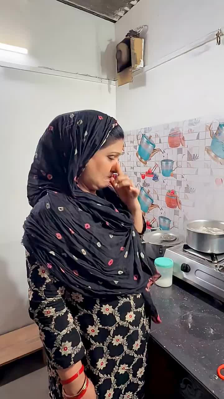 @𝐀𝐟𝐬𝐡𝐚 𝐑𝐨𝐬𝐡𝐚𝐧 🇵🇰