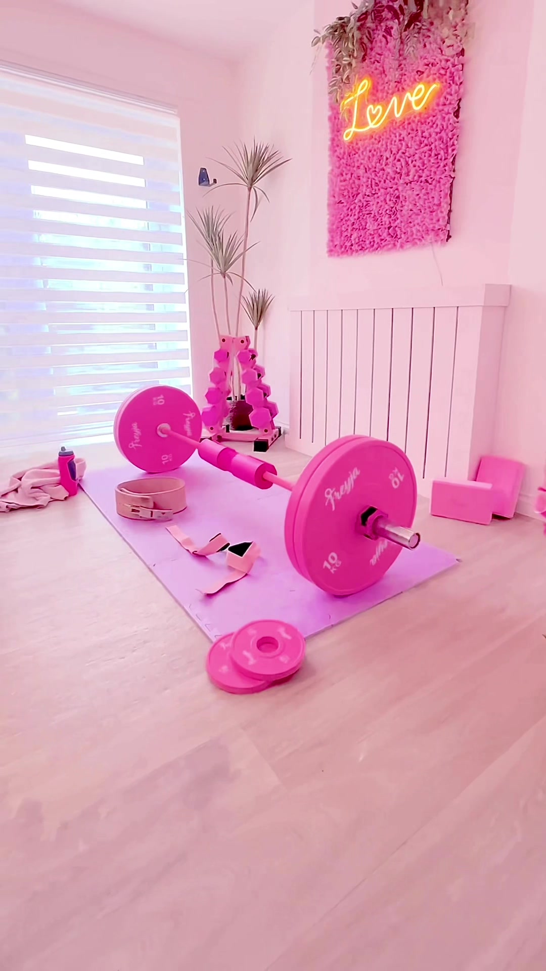 @PerfectPinkHousebyKristina