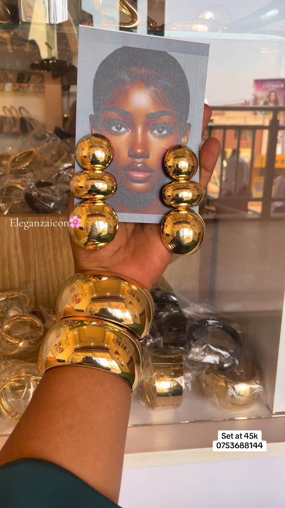 @ELEGANZAicon-jewelry/bag/heels