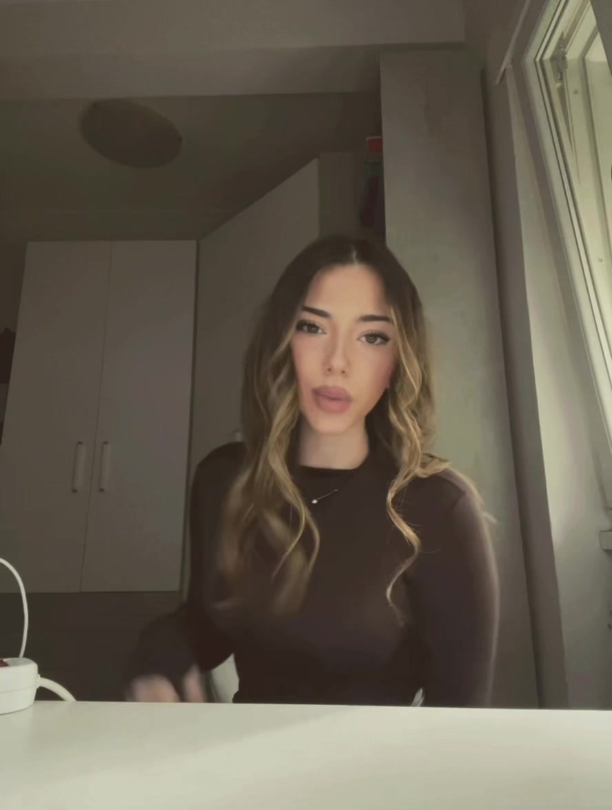 @𝑨𝑼𝑹𝑶𝑹𝑨