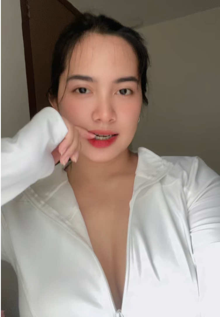 @Joylyn ྀི
