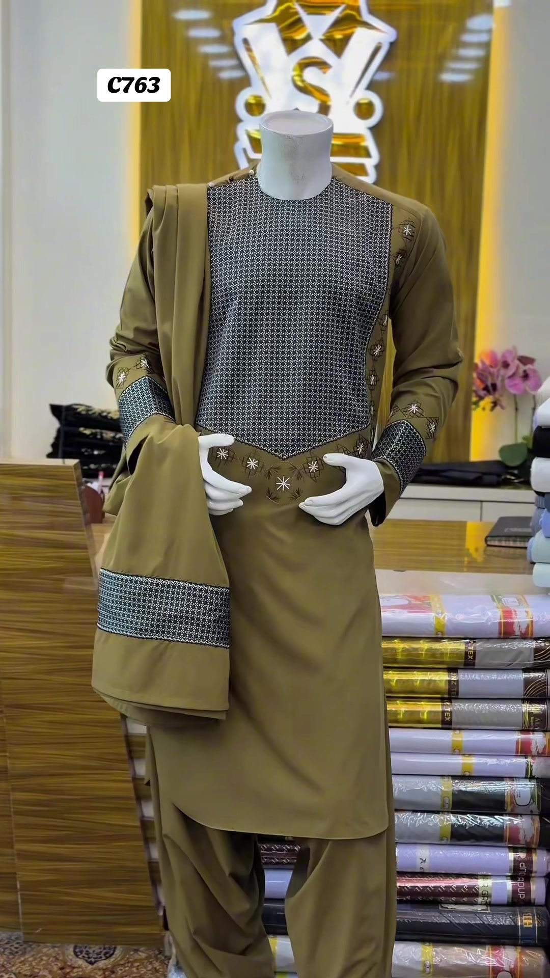 @شاهد خیاطی او رخت فروشی