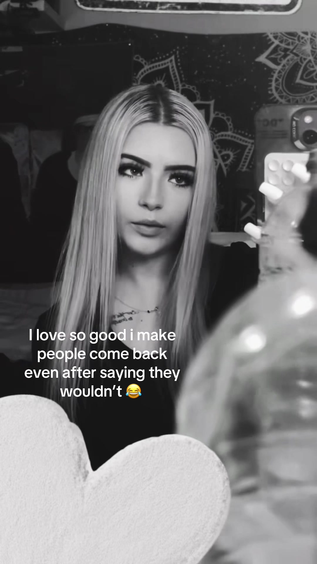 @Ę🧛🏼♀️