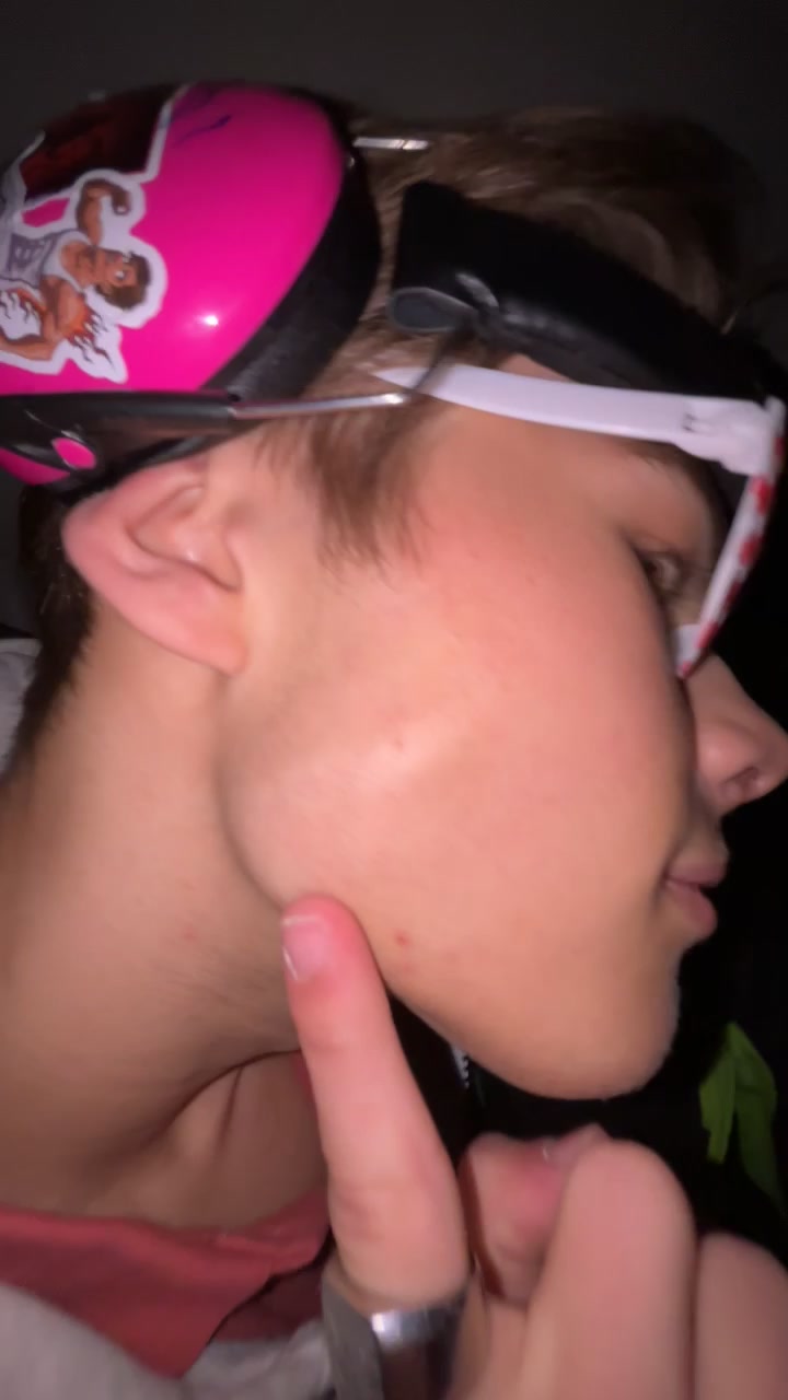 @nichetopia