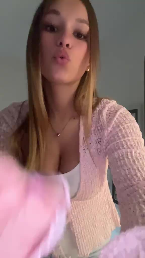 @Айла