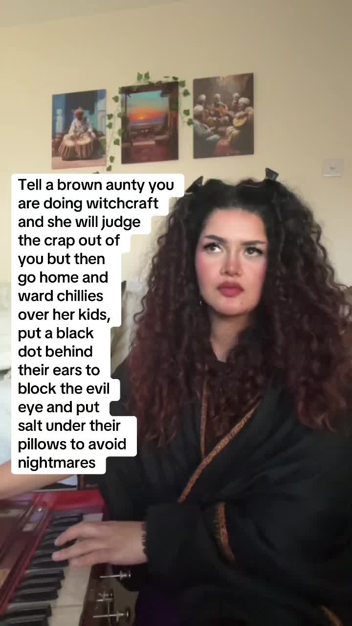 @curlzandconsciousness 𓂀