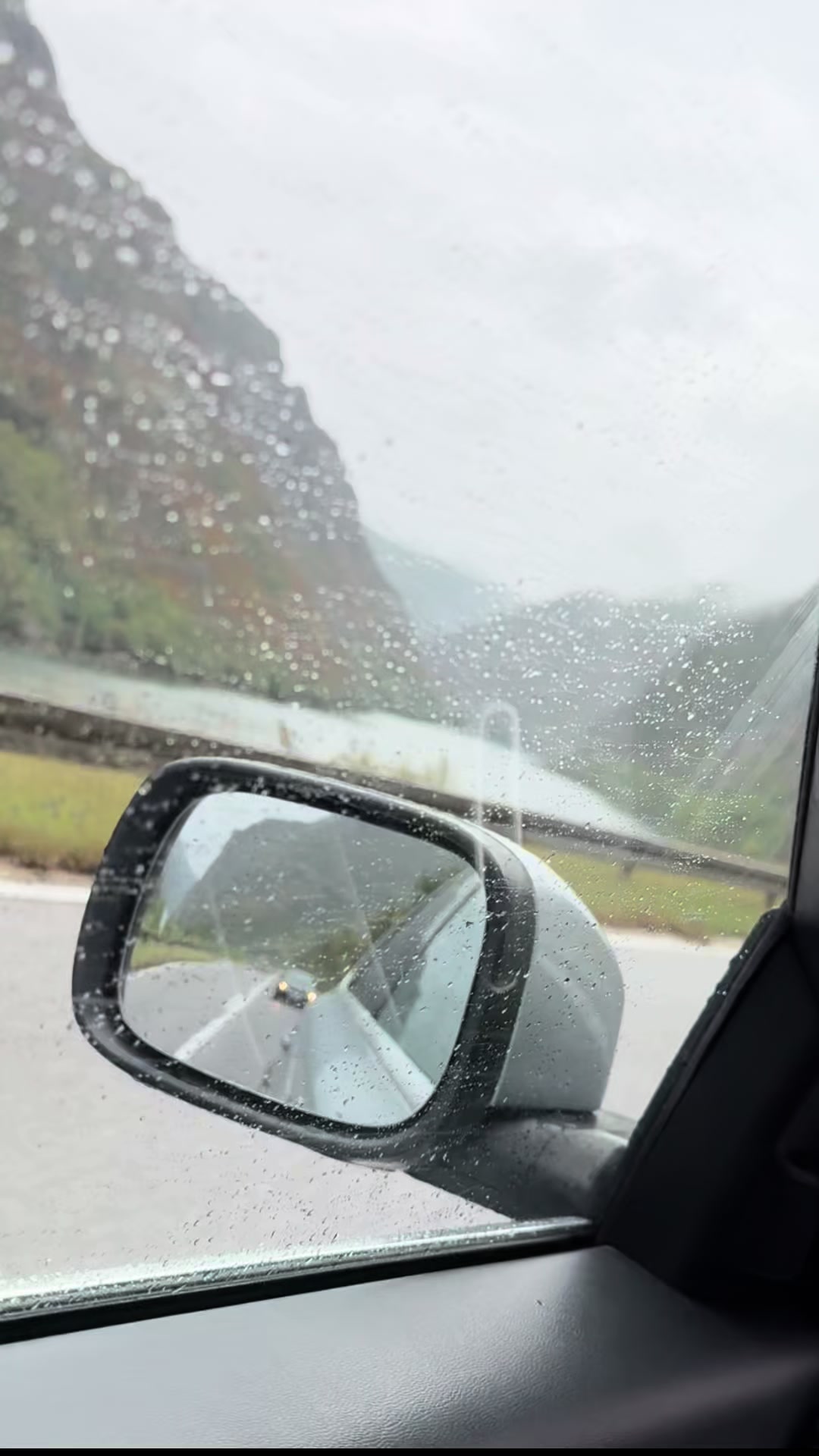@simolatamas