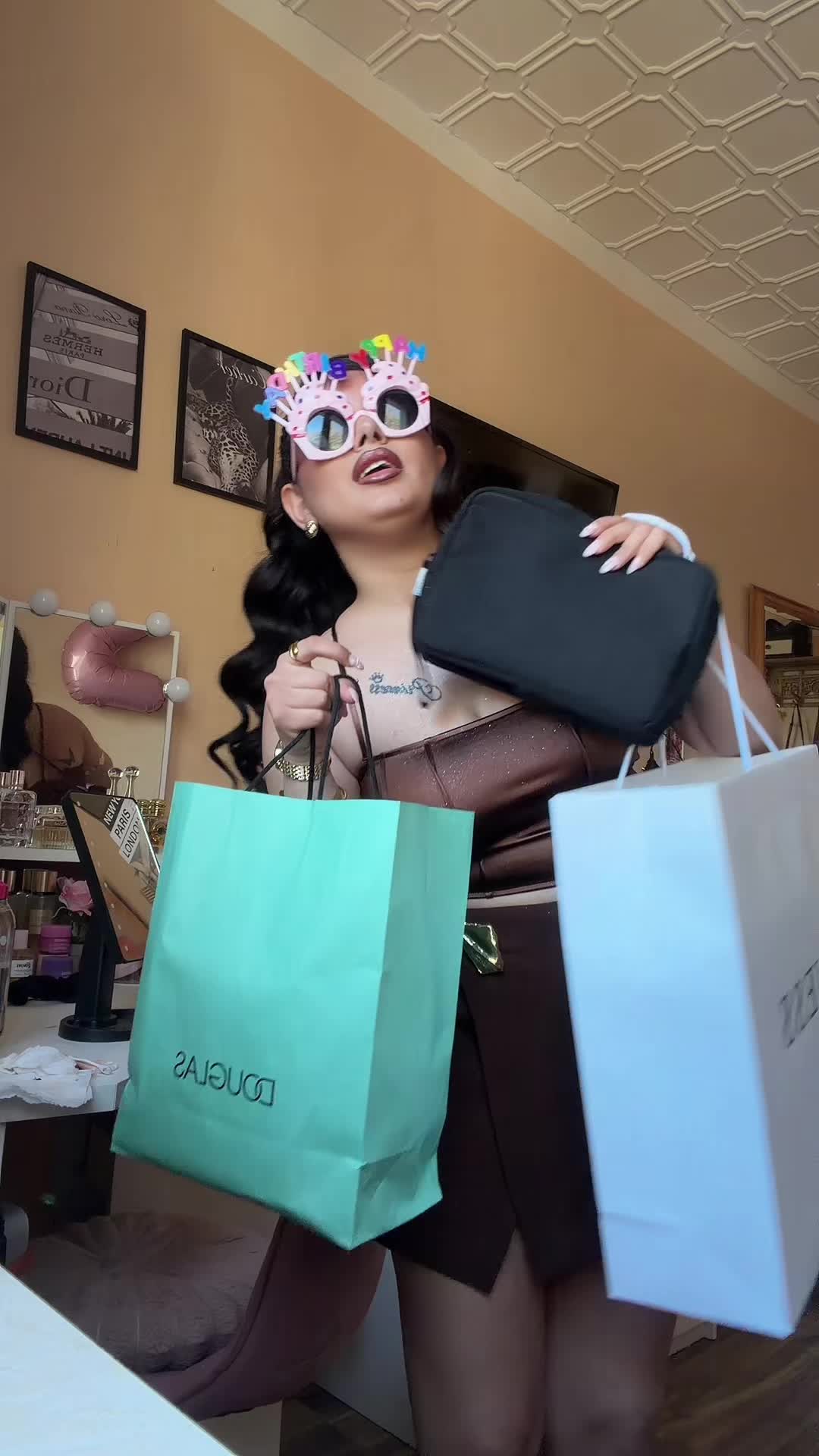 @VERA KAMENOVA